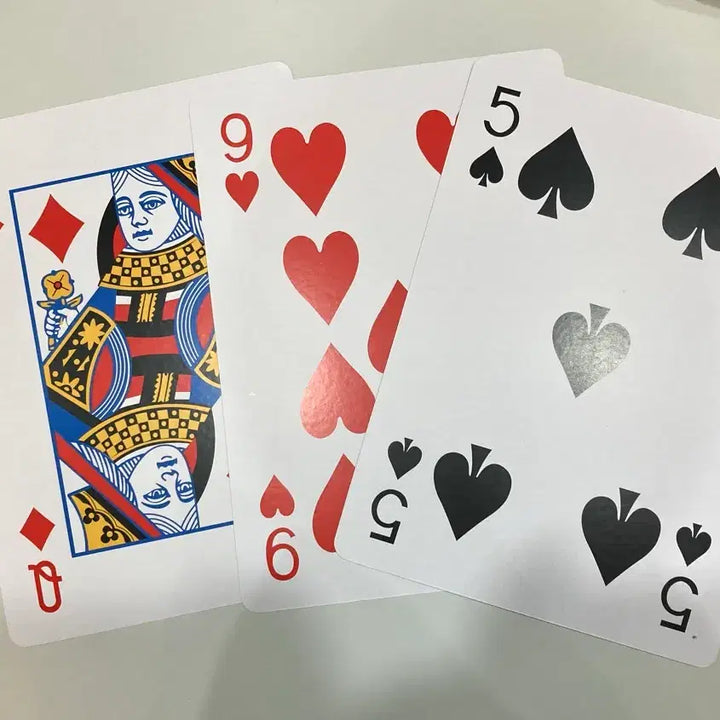 [BUNJANG] Large Playing Card Props for Graduation Photos / 졸업사진 카드 소품, 앨리스 카드, 대형 트럼프 카드