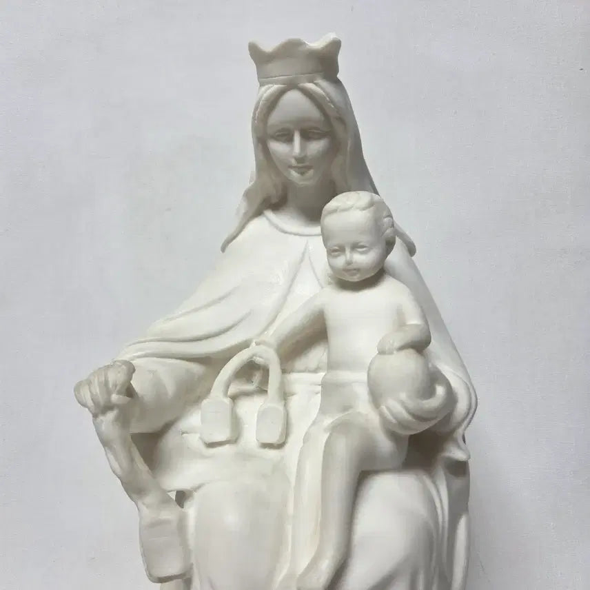 [BUNJANG] Carmel of Our Lady Madonna and Child Figurine / 가르멜의모후 인조대리석 32센티 크기  레진 성모자상 가톨릭 천주교