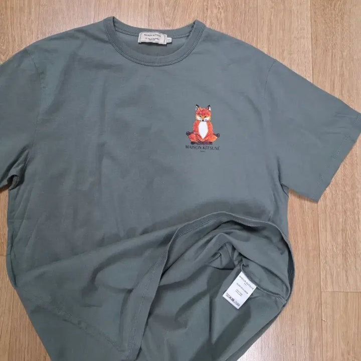 [BUNJANG] Maison Kitsuné Fox Patch Short Sleeve T-Shirt / (택포)메종키츠네 폭스 반팔 티셔츠 남90 여95