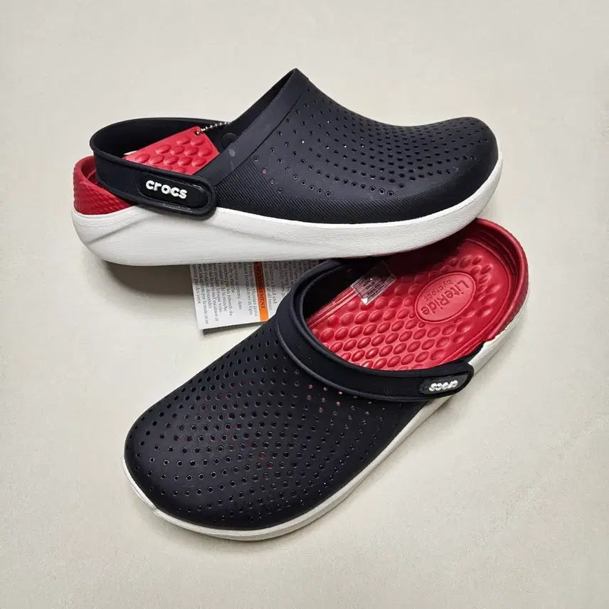 [BUNJANG] Crocs Literide Navy/Red US 7 New / 크록스 라이트라이드 네이비/레드 250 새상품