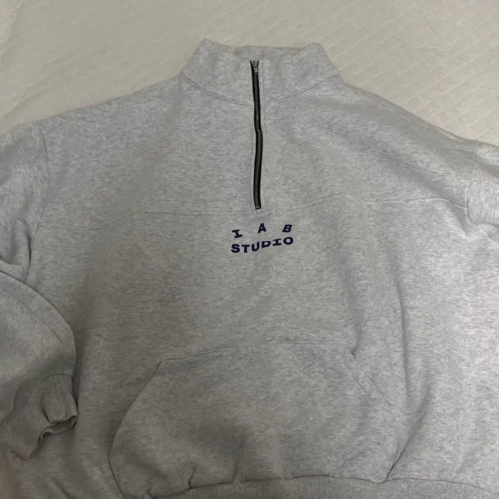 [BUNJANG] IAB STUDIO Half Zip Pullover Light Grey XL / 아이앱 스튜디오(IAB STUDIO) 하프 집 풀오버 라이트 그레이 XL