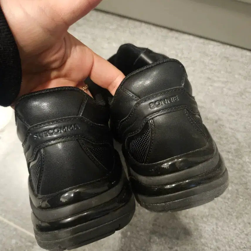[BUNJANG] SUECOMMA BONNIE Black Sneakers / 슈콤마보니 블랙 스니커즈 운동화 24년제품