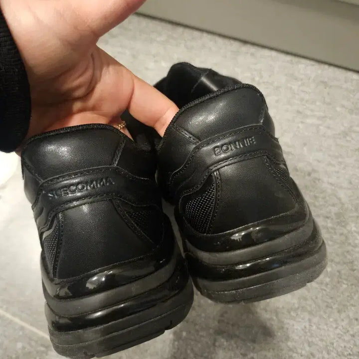 [BUNJANG] SUECOMMA BONNIE Black Sneakers / 슈콤마보니 블랙 스니커즈 운동화 24년제품