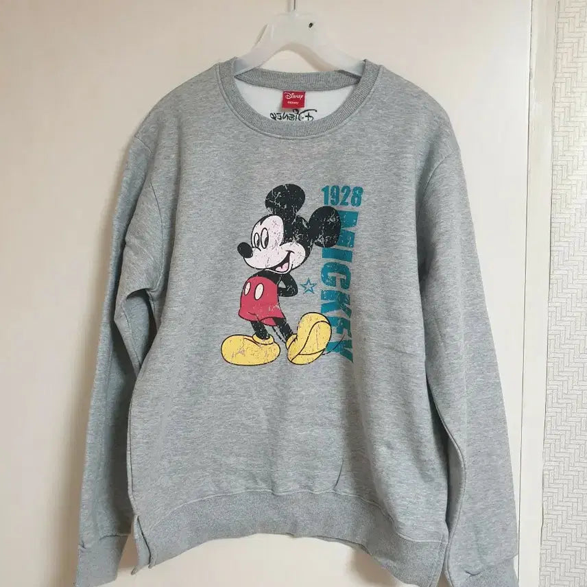 [BUNJANG] Disney Authentic Mickey Mouse Sweatshirt / [여성] 디즈니 정품 미키마우스 맨투맨
