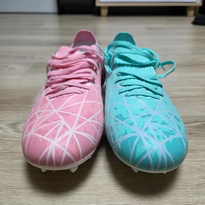 [BUNJANG] TLSS Striker 711 MG Cleats 260mm / TLSS 스트라이커 711 MG 260mm