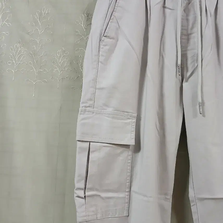 [BUNJANG] Beige Cargo Jogger Pants / 베이지 카고 조거팬츠 새옷