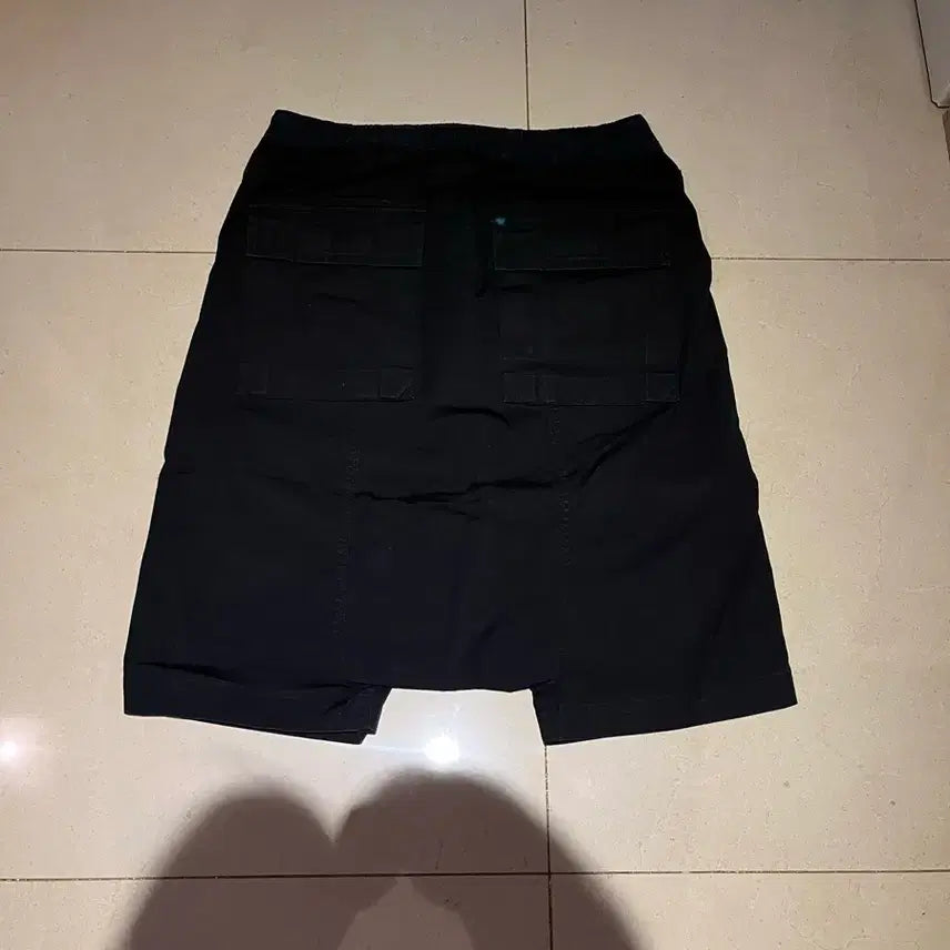 [BUNJANG] Rick Owens Mainline Memphis Pod Shorts / 릭오웬스 메인라인 멤피스 팟 숏츠