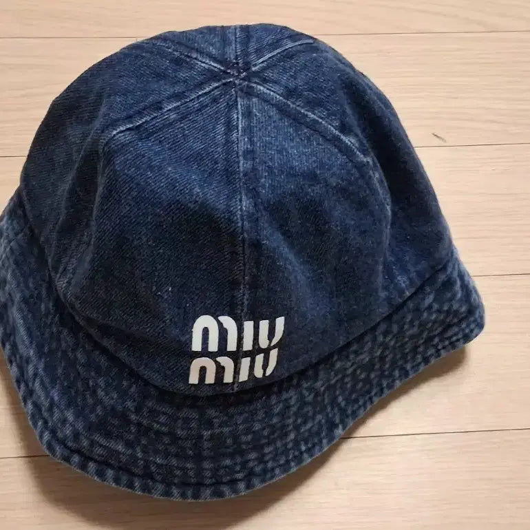 [BUNJANG] Miu Miu Denim Bucket Hat / 새상품 미우미우모자