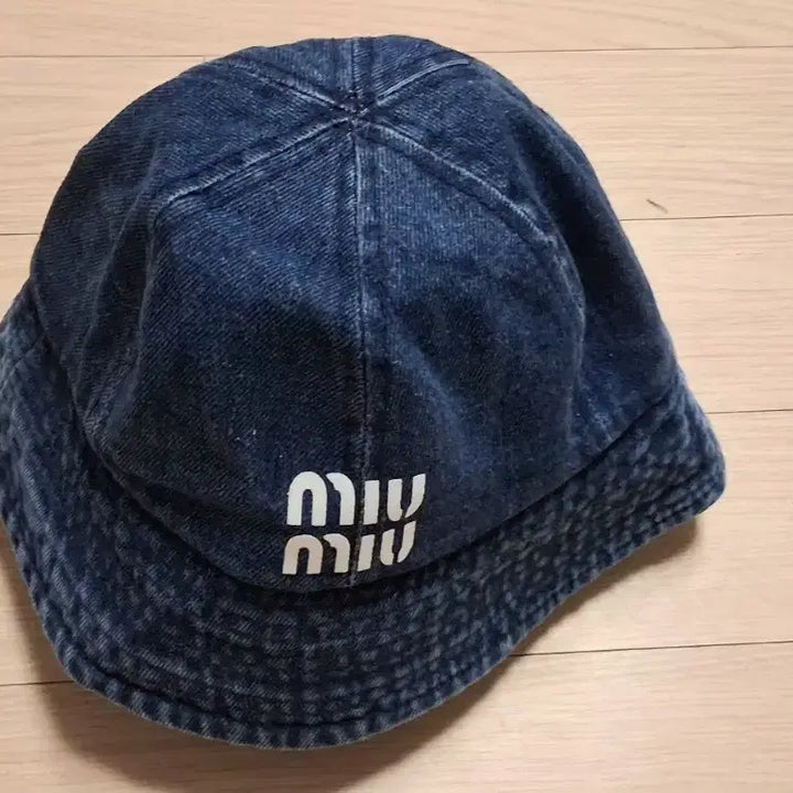 [BUNJANG] Miu Miu Denim Bucket Hat / 새상품 미우미우모자