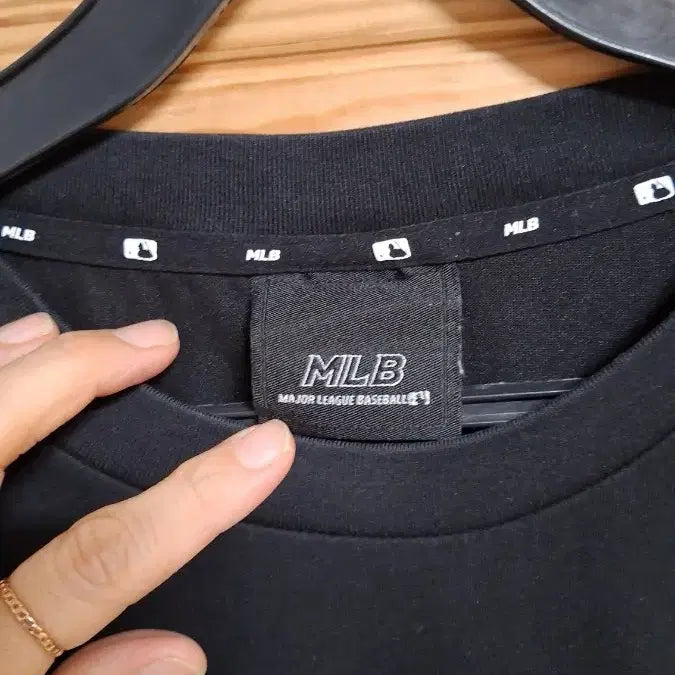 [BUNJANG] MLB T-Shirt Black Size 100 / MLB 티셔츠
