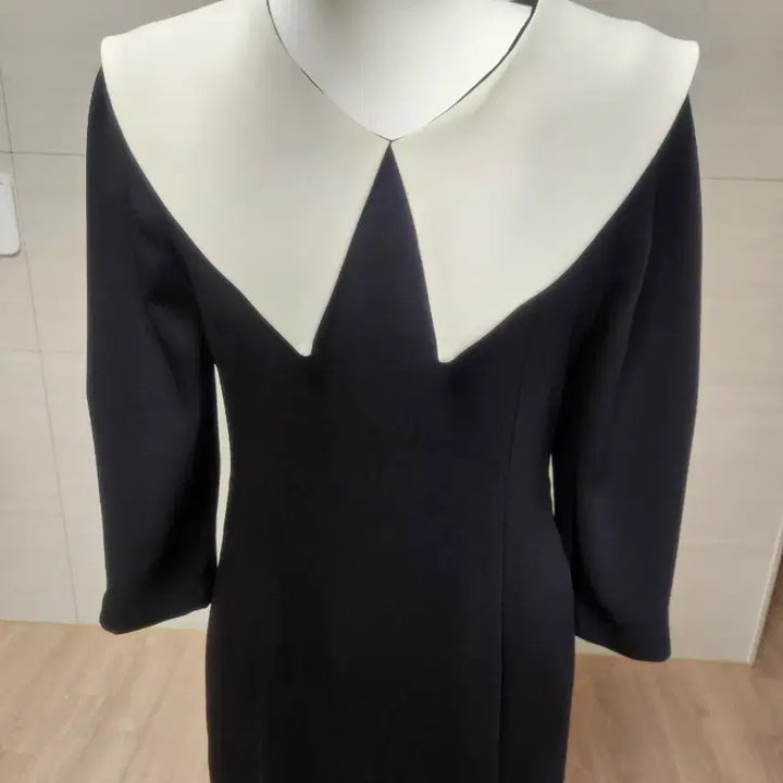[BUNJANG] The J Double Button-Collar Black Long Dress / (더블제이) 빅카라 블랙 원피스 (새상품)