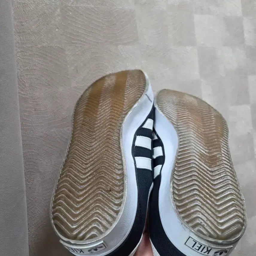 [BUNJANG] Adidas Kiel Sneakers / 아디다스 키엘 260-65