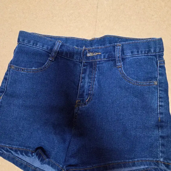 [BUNJANG] Denim Hot Pants (Size M) / 새제품)청반바지 데님 핫팬츠 m사이즈