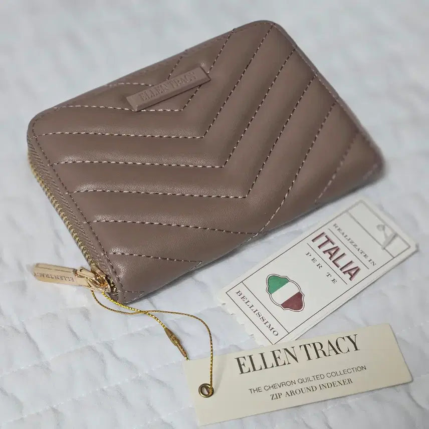 [BUNJANG] Ellen Tracy Quilted Zip Around Bifold Wallet / [미사용 새상품/정가9.2만] 엘렌 트레이시 반지갑