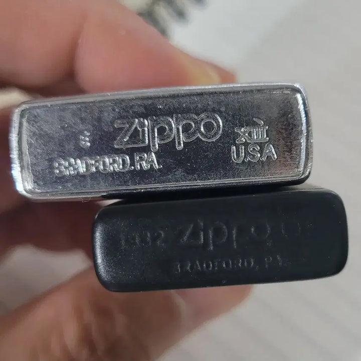 [BUNJANG] Zippo Lighter Bundle Set (Matte Black, Horse Design) / 수집 / Zippo 지포 라이타 2점 일괄 판매합니다.
