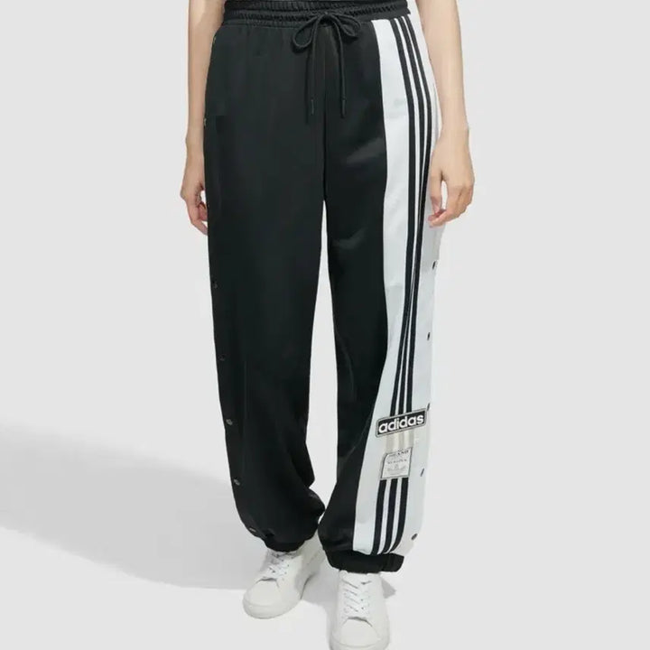 [SOLD OUT] [새상품] ADIDAS) 아디브레이크 팬츠 GJ6580 L size
