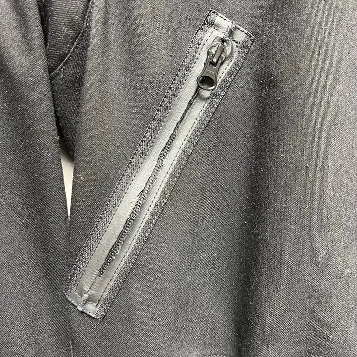 [BUNJANG] Stone Island Shadow Project Softshell Jacket / [S]스톤아일랜드 쉐도우프로젝트 소프트쉘 자켓