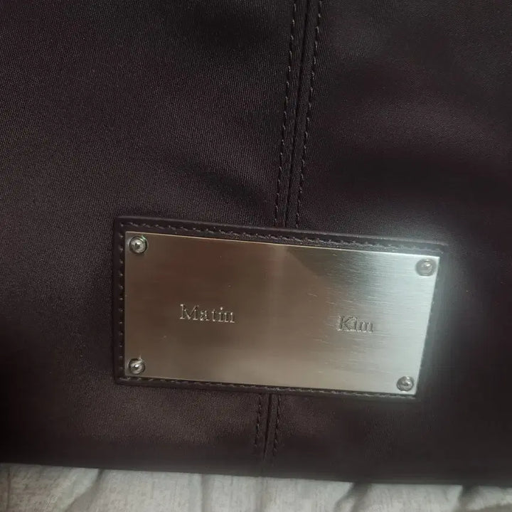 [BUNJANG] Matinkim Side Zip Fabric Two-Way Bag Wine / 마뗑킴 사이드 지퍼 패브릭 투웨이 가방 와인