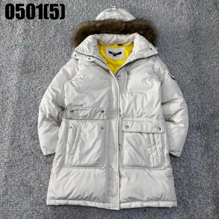 [BUNJANG] DKNY Ivory Long Padding Jumper / DKNY 아이보리 롱 패딩 점퍼