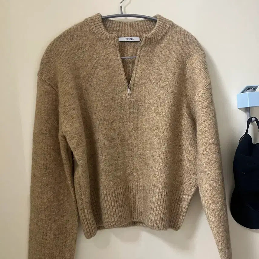 [BUNJANG] Pretzel Half-Neck Knit Beige / 프레즐 하프넥 니트 베이지