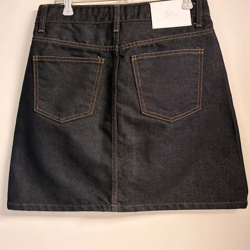 [BUNJANG] Millioncor Non-Staining Black Denim Mini Skirt / 밀리언코르 논이염 블랙 데님 미니스커트