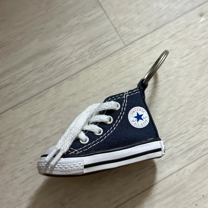 [BUNJANG] Converse Chuck Taylor Keychain / 컨버스 척테일러 키링