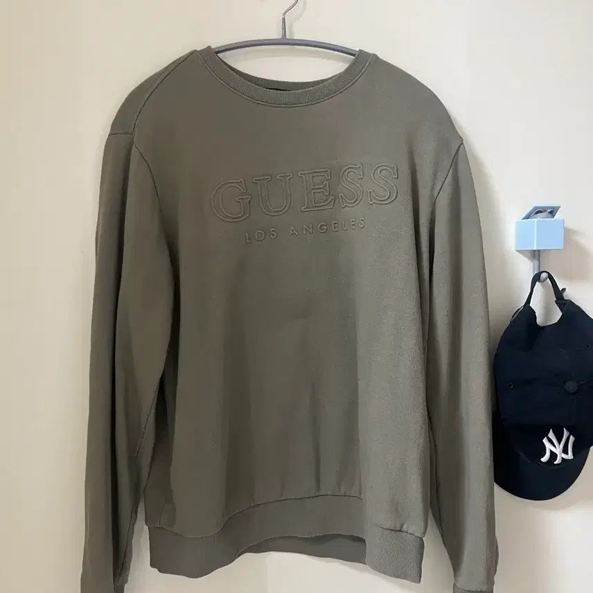 [BUNJANG] Guess Sweatshirt Khaki / 게스 맨투맨 티셔츠 카키