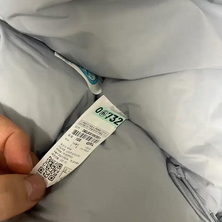[BUNJANG] Discovery Expedition Light Blue Padded Jacket Size 100 / 디스커버리 패딩100