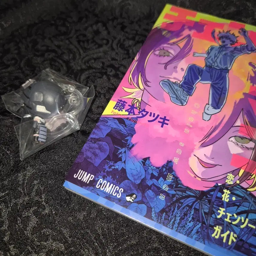 [BUNJANG] Chainsaw Man Reze Mini Figure + Movie Exclusive Booklet Bundle Set / 체인소맨 레제 밤 미니피규어+영화특전 소책자 일괄