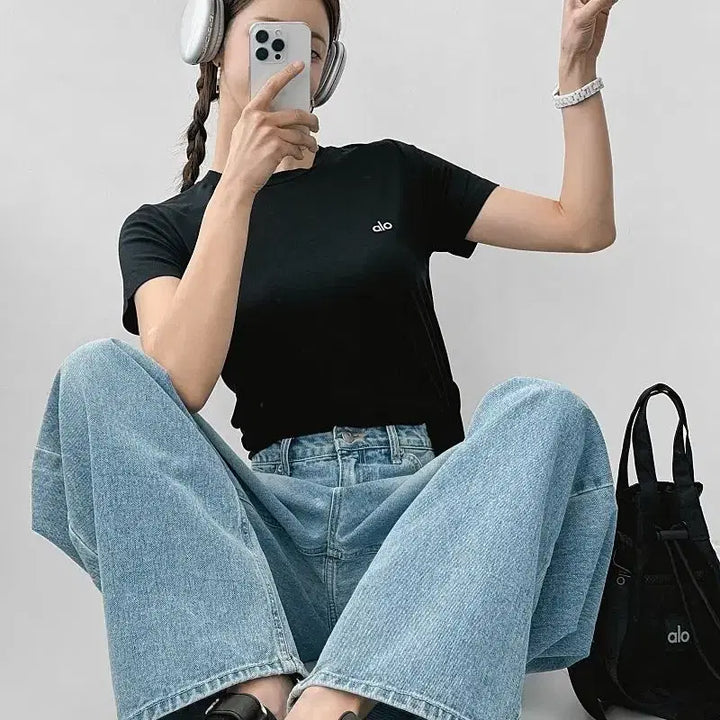 [BUNJANG] Allo Functional Twisted T-Shirt / 알로 기능성 여성 꼬임 티셔츠 [블랙/아이보리]