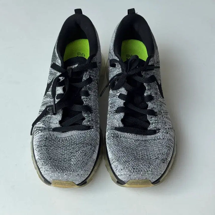 [BUNJANG] Nike Flyknit Max Oreo (Size 260mm) / [260] 나이키 플라이니트 맥스 오레오