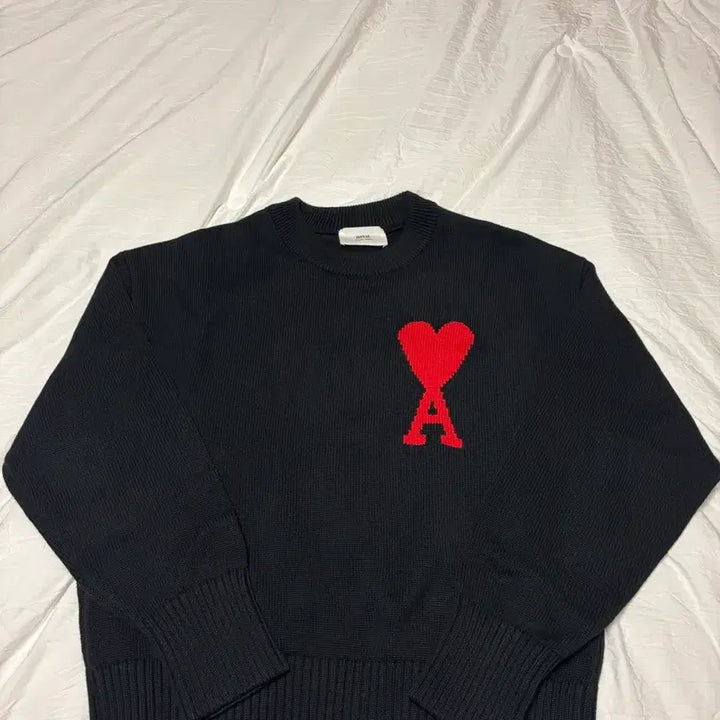 [BUNJANG] AMI Paris Big Heart Wool Knit Black S / 아미 빅하트 울니트 S