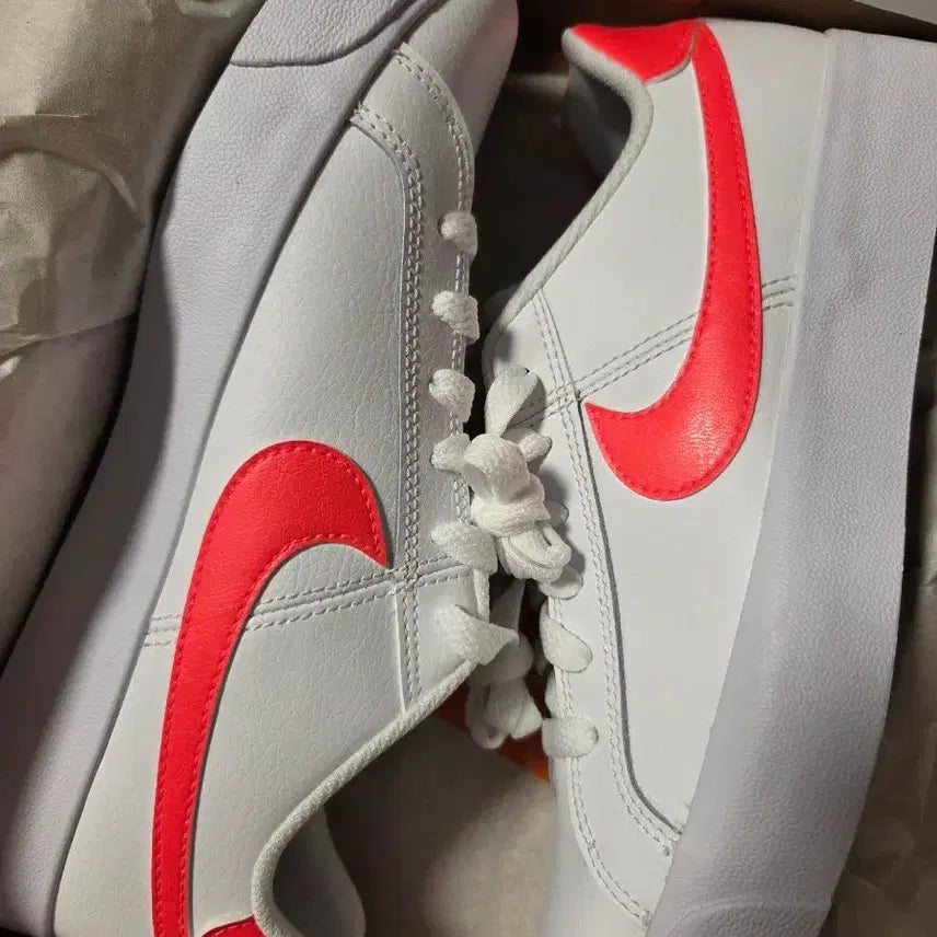 [BUNJANG] Nike Shoes (240) / 나이키 새상품 신발 240