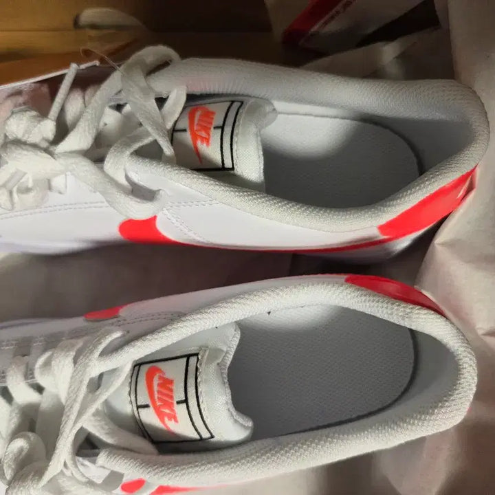 [BUNJANG] Nike Shoes (240) / 나이키 새상품 신발 240
