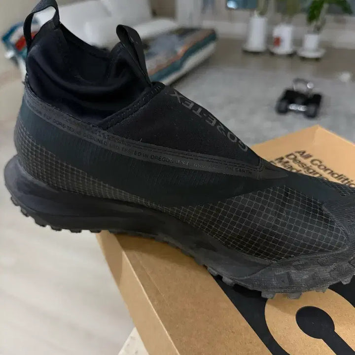 [BUNJANG] Nike ACG Mountain Fly Gore-Tex Black / ACG 마운틴플라이 고어텍스 블랙