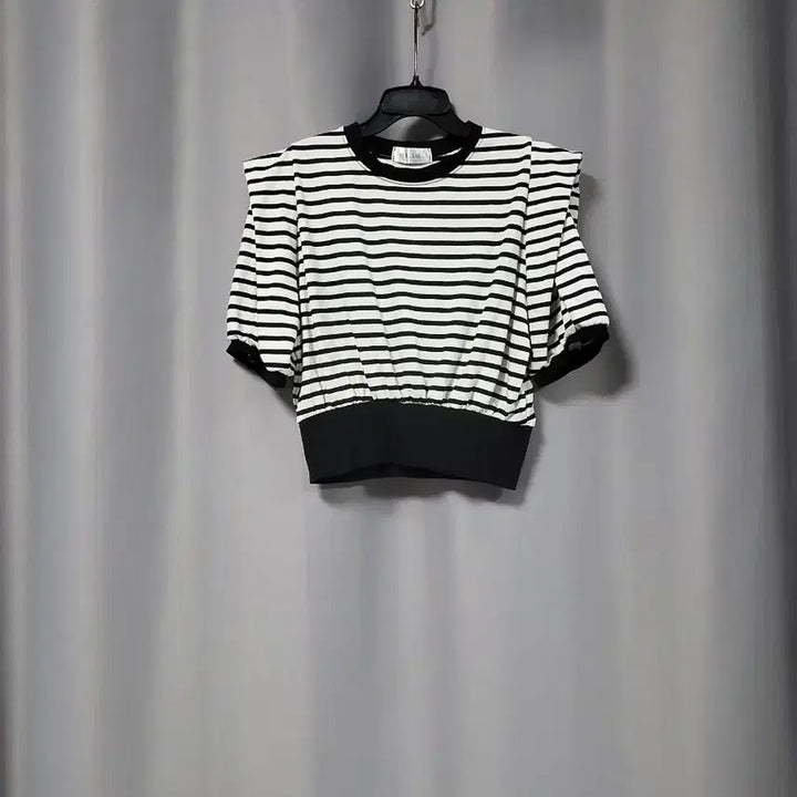 [BUNJANG] Wide Shoulder Striped T-Shirt / 와이드 숄더 단가라 티