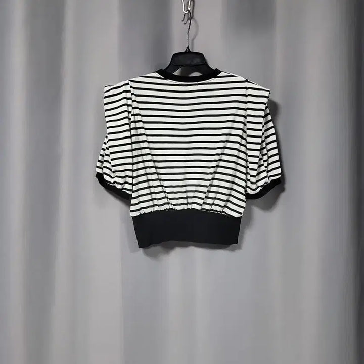 [BUNJANG] Wide Shoulder Striped T-Shirt / 와이드 숄더 단가라 티