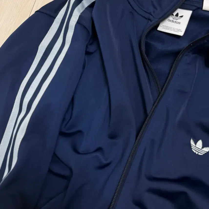 [BUNJANG] Adidas Navy Three-Stripes Track Jacket / 아디다스 네이비 삼선 트레이닝 자켓