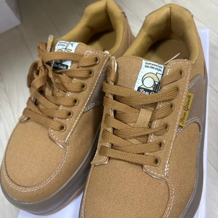 [BUNJANG] 포츠간츠 Sneakers Size 250 / 포츠간츠 스니커즈