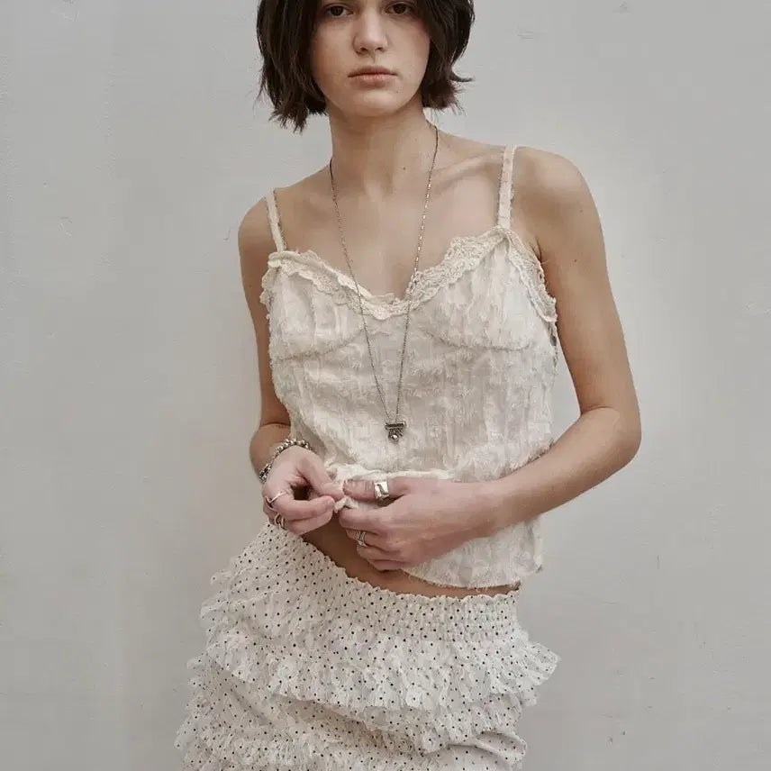 [BUNJANG] SettleforMoon Lace Sleeveless Top / 세틀포문 settleformoon Lace sleeveless