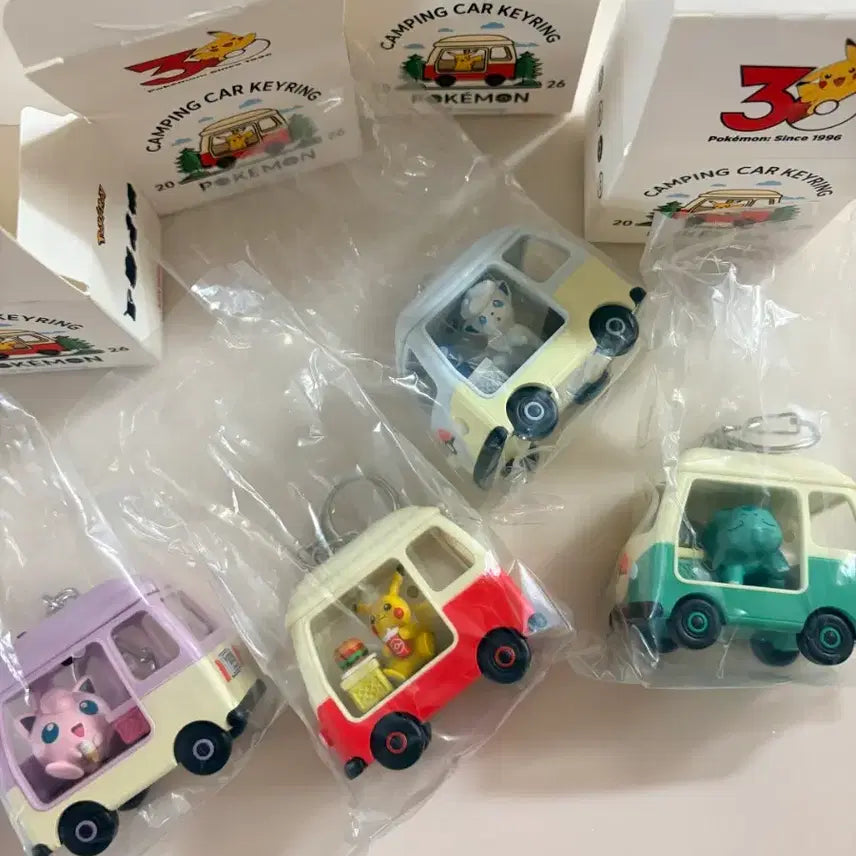 [SOLD OUT] 롯데리아 포켓몬 30주년 캠핑카 키링