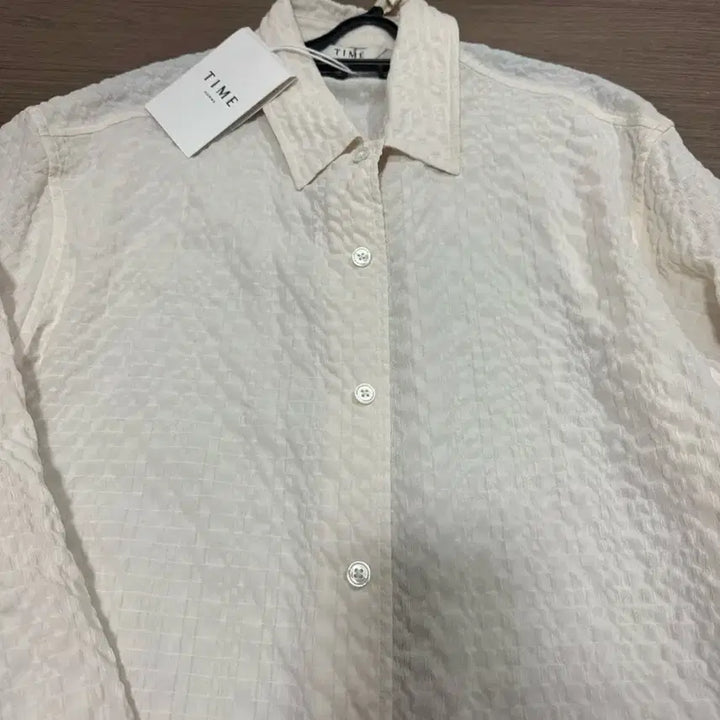 [BUNJANG] Time Embossed Shirt Ivory / 타임 엠보싱 셔츠 아이보리