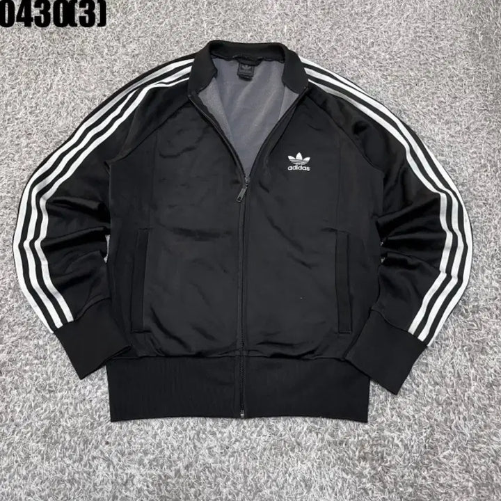 [BUNJANG] Adidas Superstar Three-Stripes Track Jacket Black / 아디다스 슈퍼스타 삼선 트랙 자켓 블랙100 0430