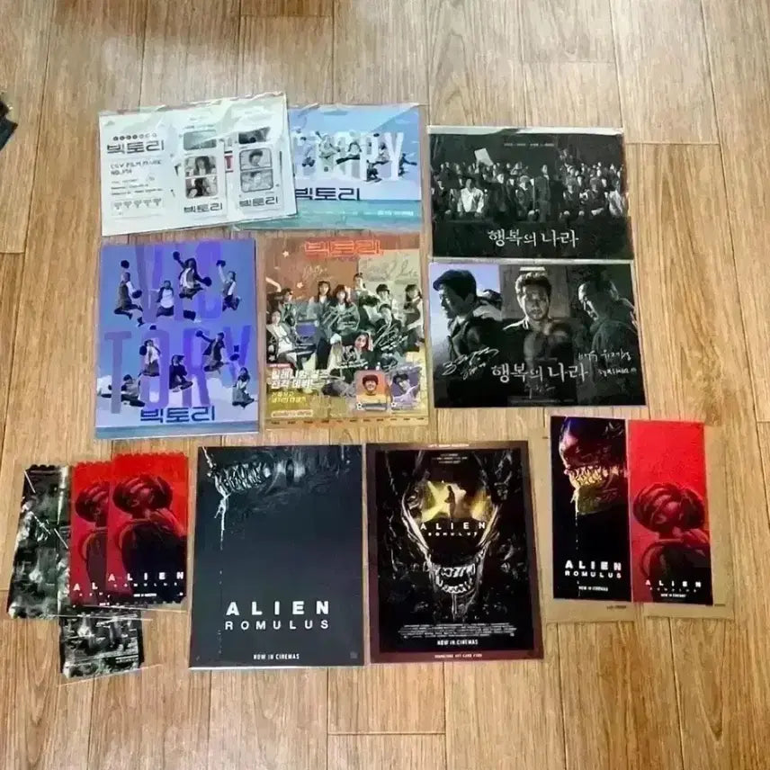 [BUNJANG] Alien &amp; Swallow Pin Bundle Set, CAV Alien IMAX Poster, TTT Art Card / [2종일괄]에이리언 스왈로우 뱃지 CAV에일리언아이맥스포스터TTT아트카드