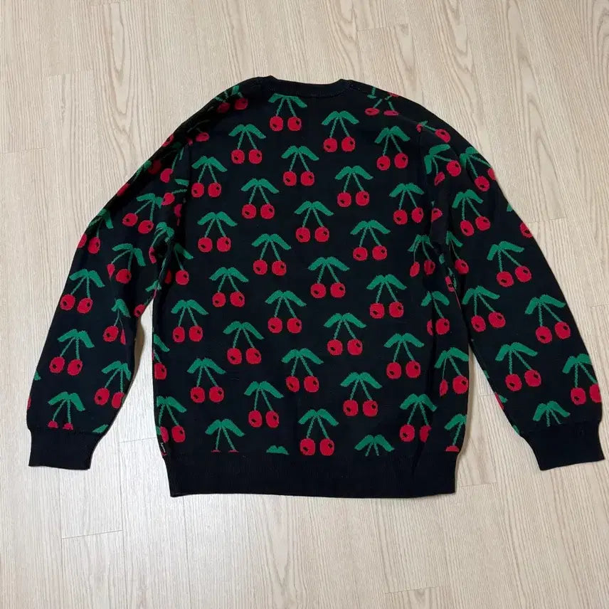 [BUNJANG] Supreme Cherry Knit L / 슈프림 체리 니트 L
