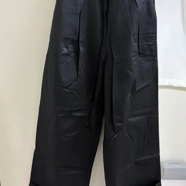 [BUNJANG] Trimingbird Roll-up Pleats Pants Black Size 2 / 트리밍버드 롤업 플리츠 팬츠 블랙 2사이즈