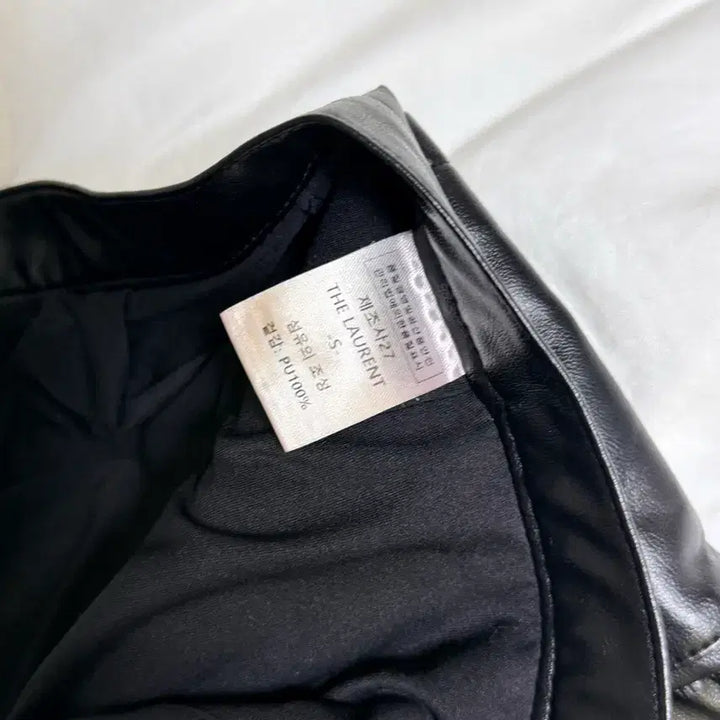 [BUNJANG] The Llorang Leather Mini Skirt / 더 로랑 레더 미니 스커트