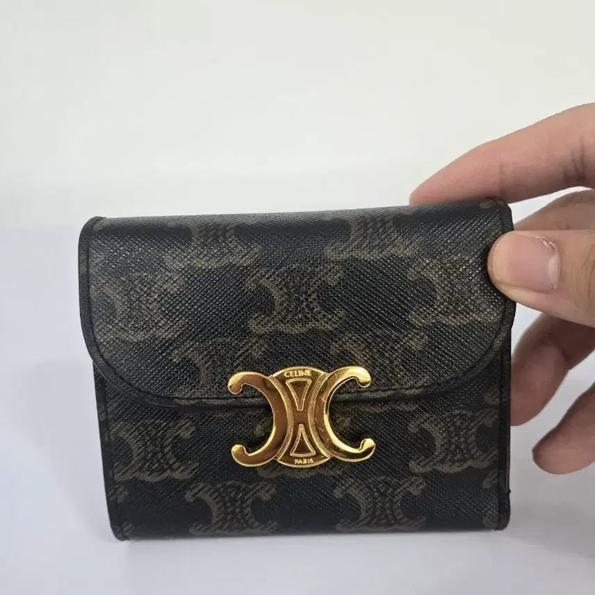 [BUNJANG] Celine Triope Three-Fold Medium Wallet / [OS]셀린느 지갑 트리오페 3단 중지갑