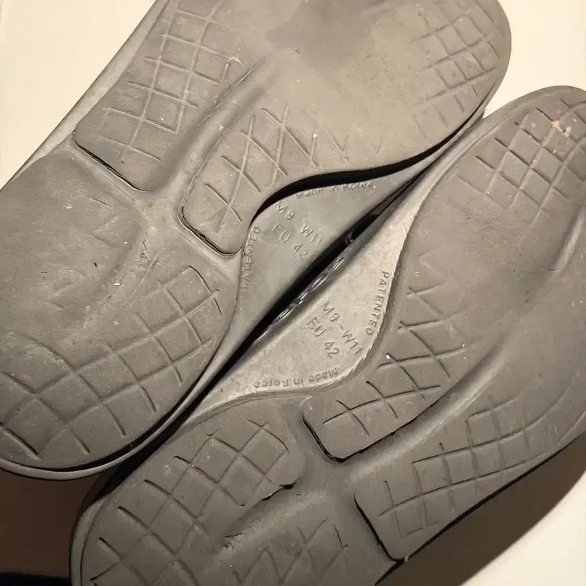 [BUNJANG] OOFOS 270 Sandals / 우포스 270