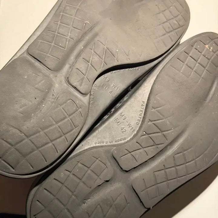[BUNJANG] OOFOS 270 Sandals / 우포스 270